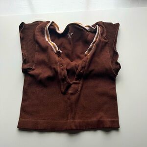 🤎🍂🐻BROWN🐻🍂🤎 Urban Outfitters Crop Top!